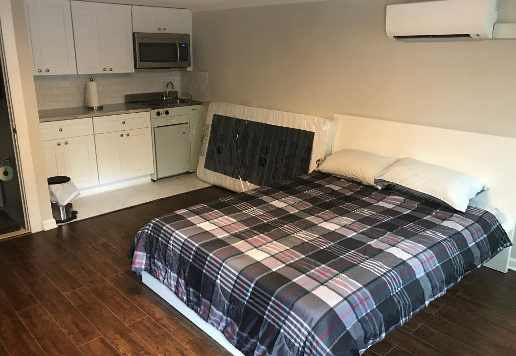 Small Furnished Studio